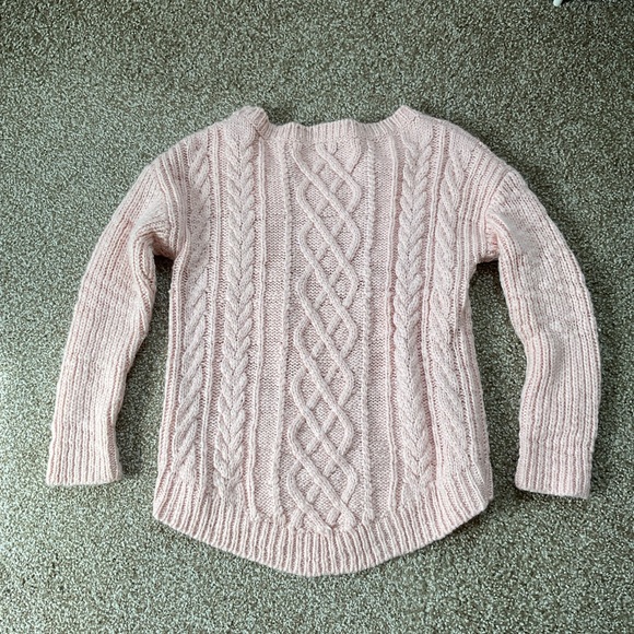 Vintage Banana Republic Cable-Knit Sweater - Picture 2 of 5